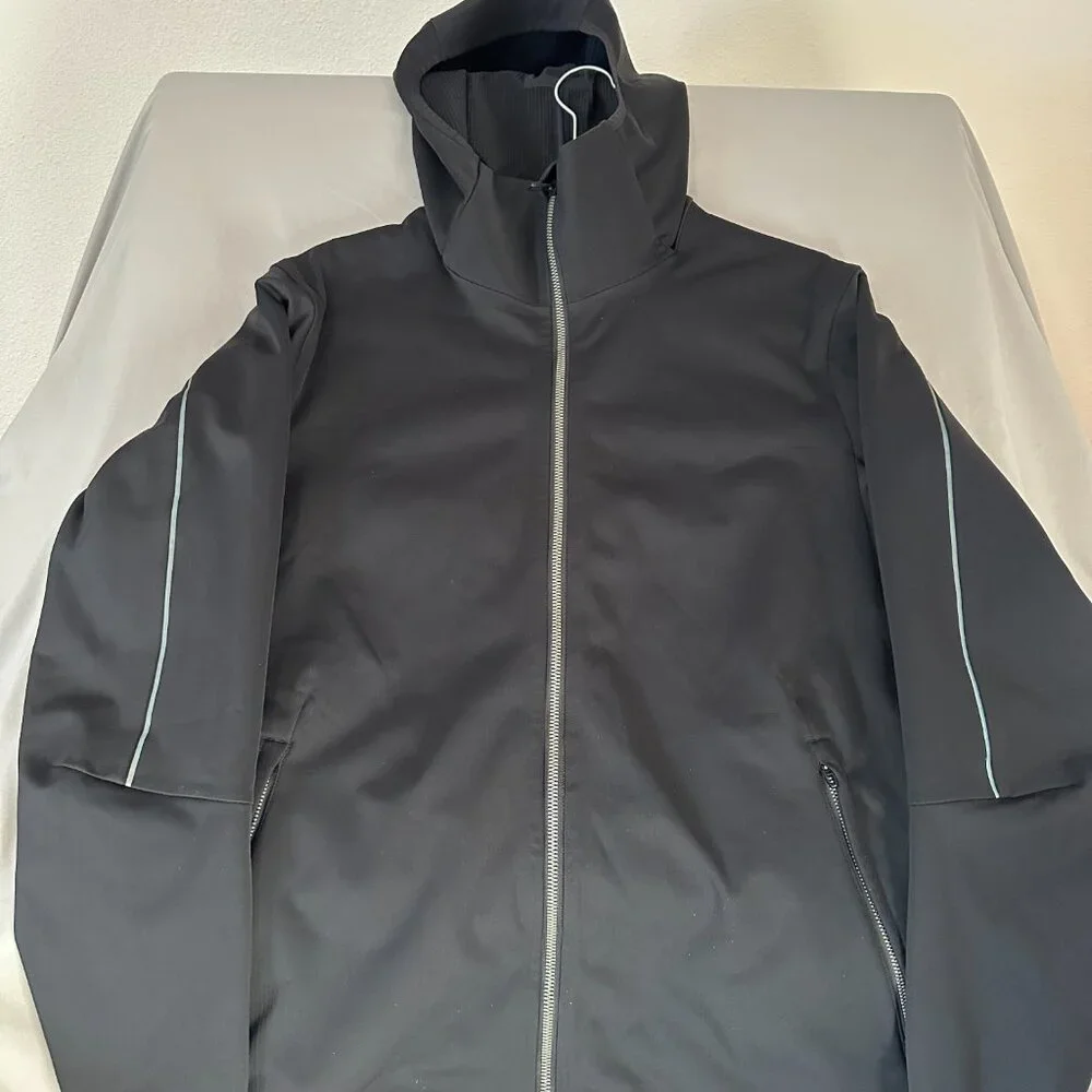 Lululemon Soft Shell Fleece Black Jacket Hooded Size Medium - Picture 2 of 4